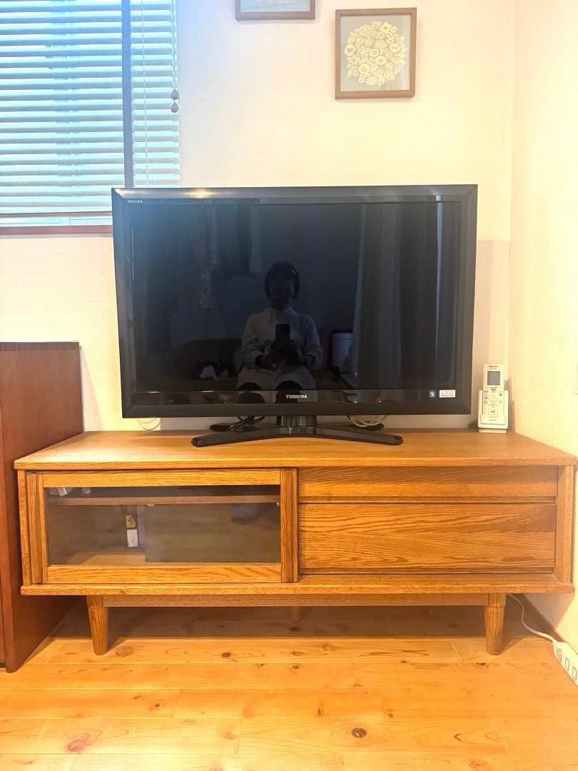 unico AV・TVボードキャビネット オーク材 テレビ台 ガラス扉付き