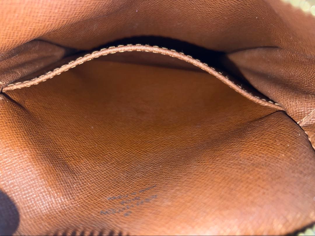 ルイ・ヴィトン モノグラムキャンバス製ダヌーブショルダーバッグ（M45266）