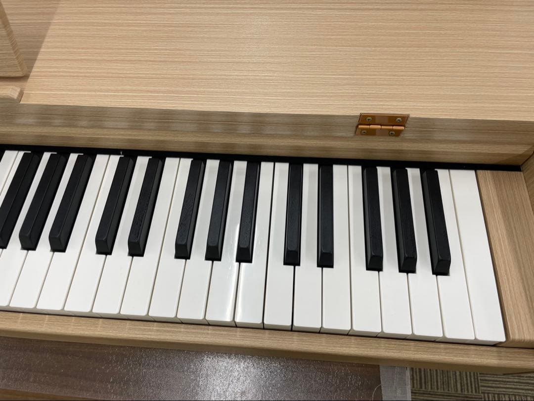 電子ピアノ88鍵盤　ハンマーアクション鍵盤　オークベージュ