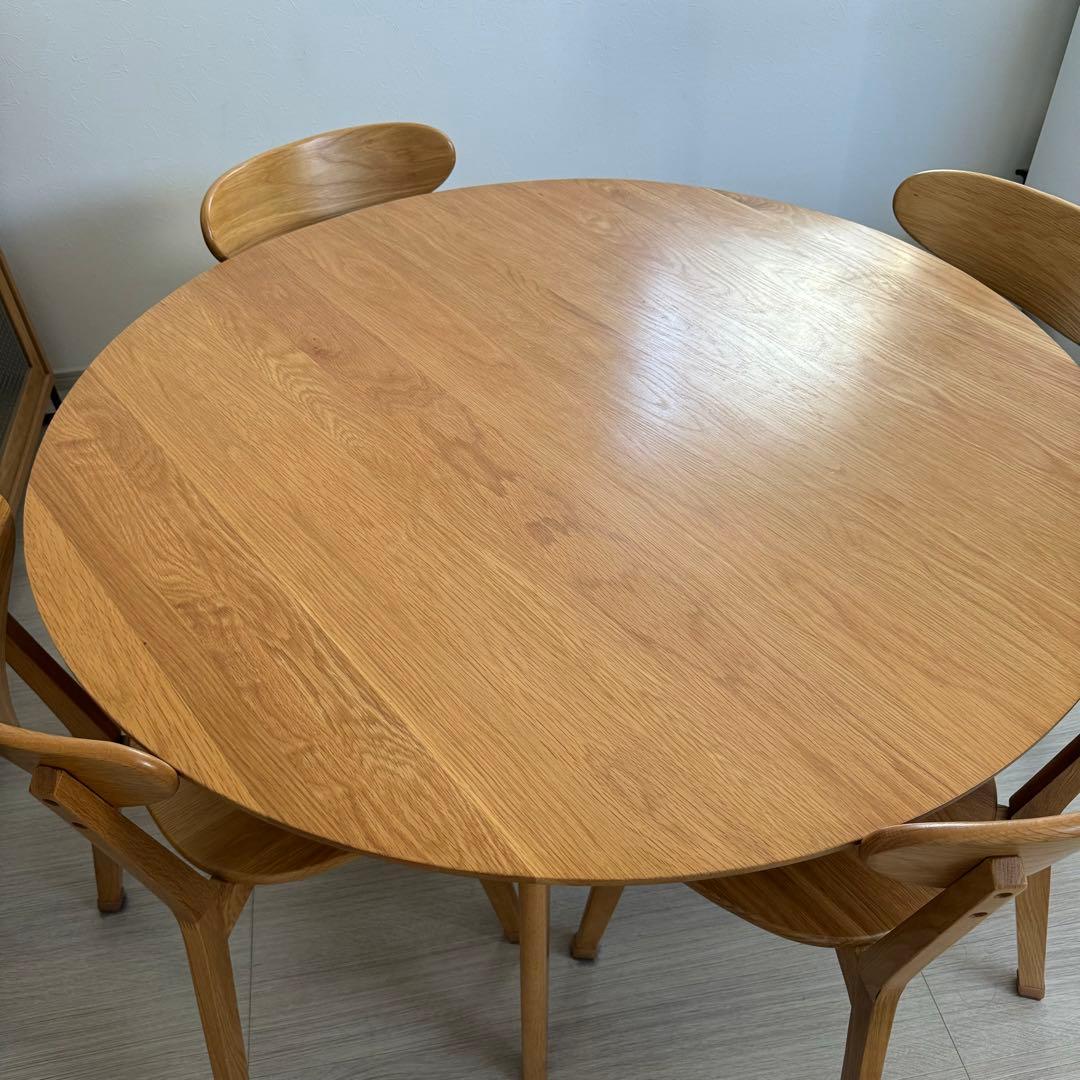 処分価格！ 円形ダイニングテーブル　(テーブル)