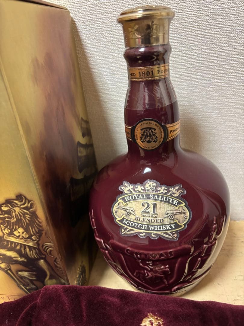 21年 ウイスキー　ロイヤル・サルート　最低価格　未開封