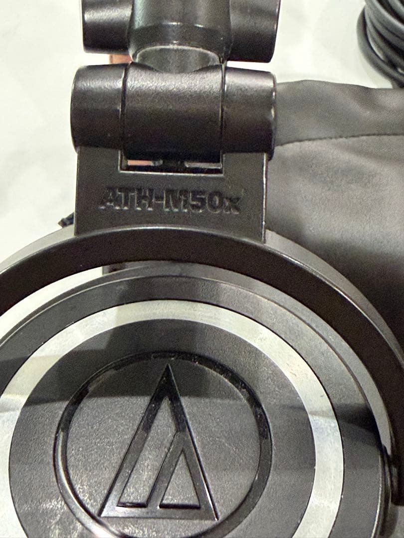 オーディオテクニカ ATH-M50x【パッド換装済】モニターヘッドホン 有線