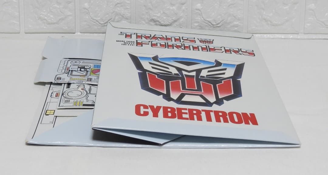 タカラ トランスフォーマー ファンクラブ入会特典 サイバトロン コマンドセンター