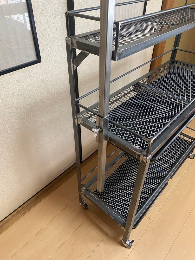 アイアンシェルフ　アイアンラック　スチールラック　多肉植物　アガベ