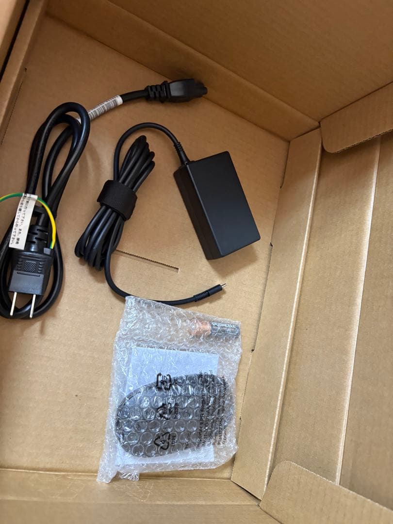 HP Pavilion Aero 13-bg パフォーマンスモデル スカイブルー