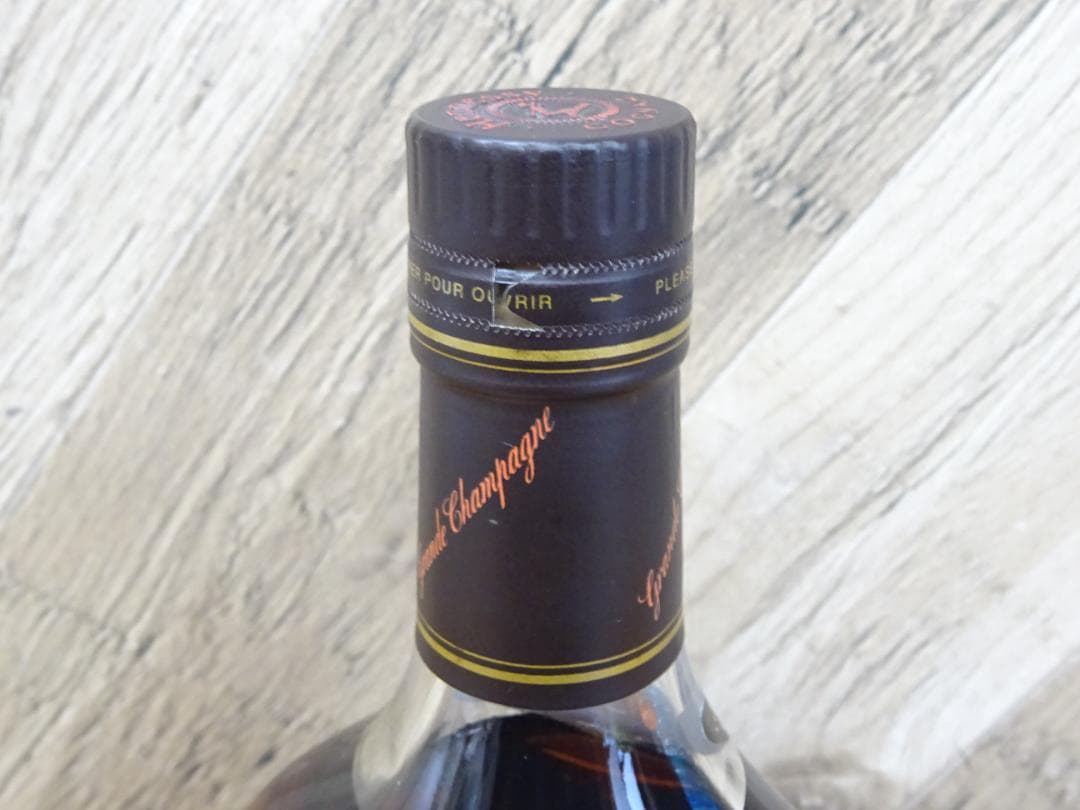 熊001 ヘネシー XO グランドシャンパーニュ 700ml 40％