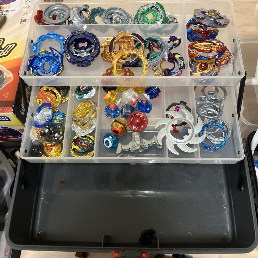 早い者勝ち！ベーブレード　バースト　スタジアム　まとめ売り