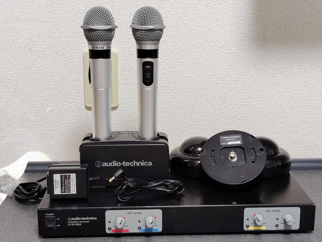 オーディオテクニカ業務用ワイヤレスマイク＆レシーバーほか一式