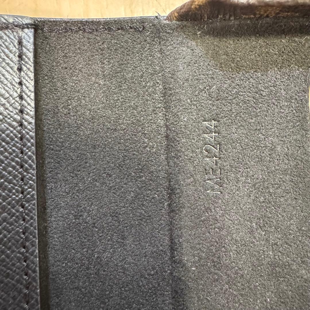 Louis Vuitton 手帳型ケース モノグラム　Iphone 16 pro