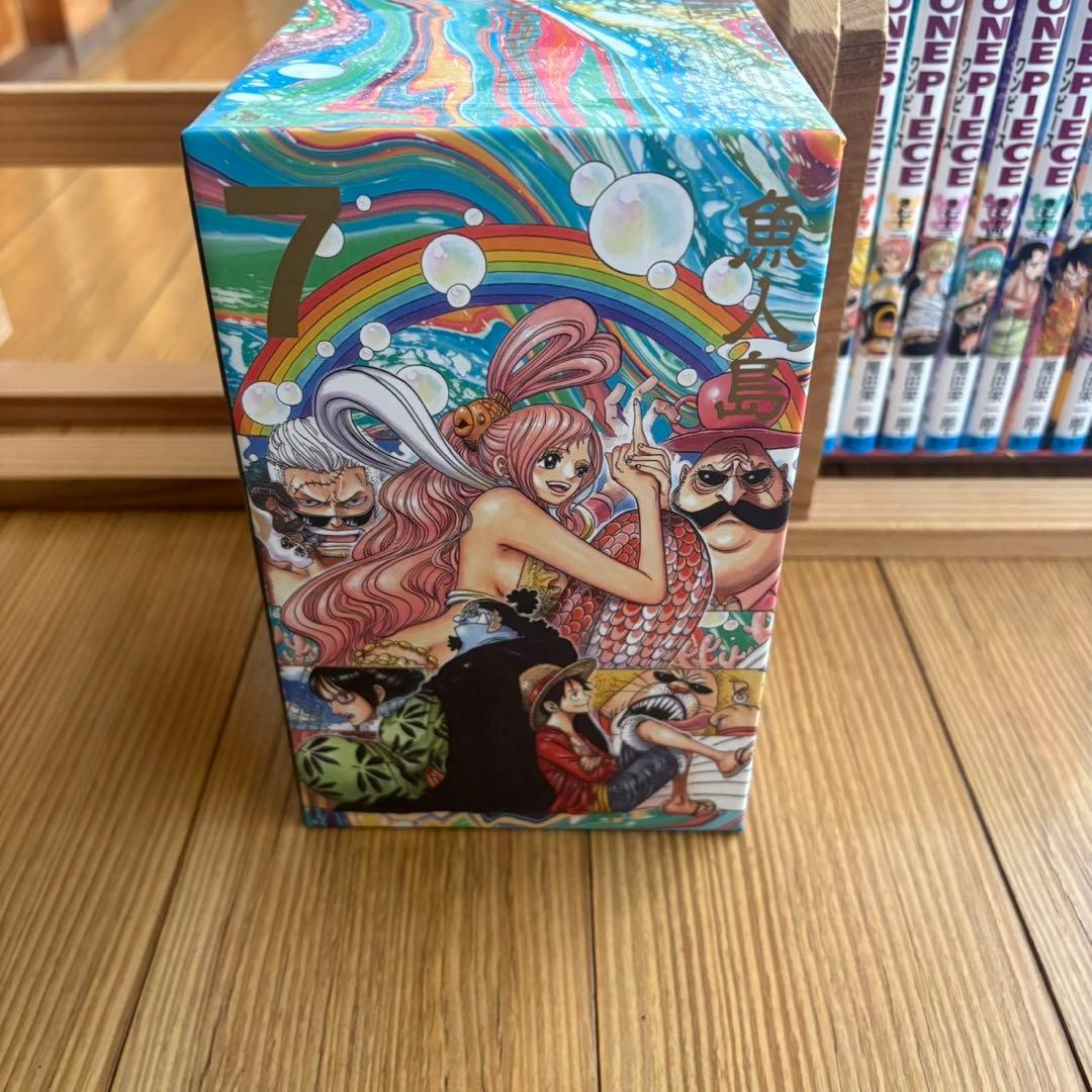 ワンピース漫画5〜9の漫画と6〜8のボックス+100巻、103〜109巻セット