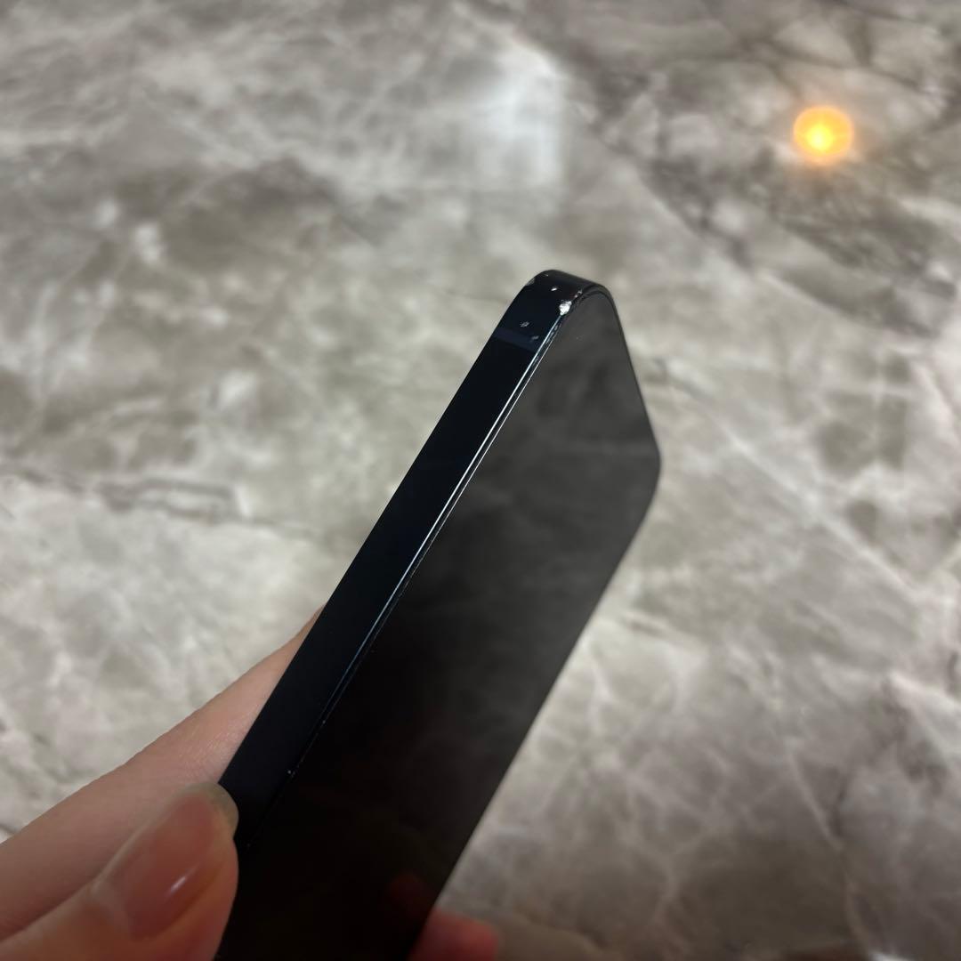 Apple iPhone 13 128GB ブラック 本体のみ