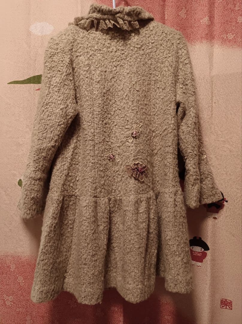 日本製株式会社ドロシー人形、花、バッグ刺繍レース使いコート