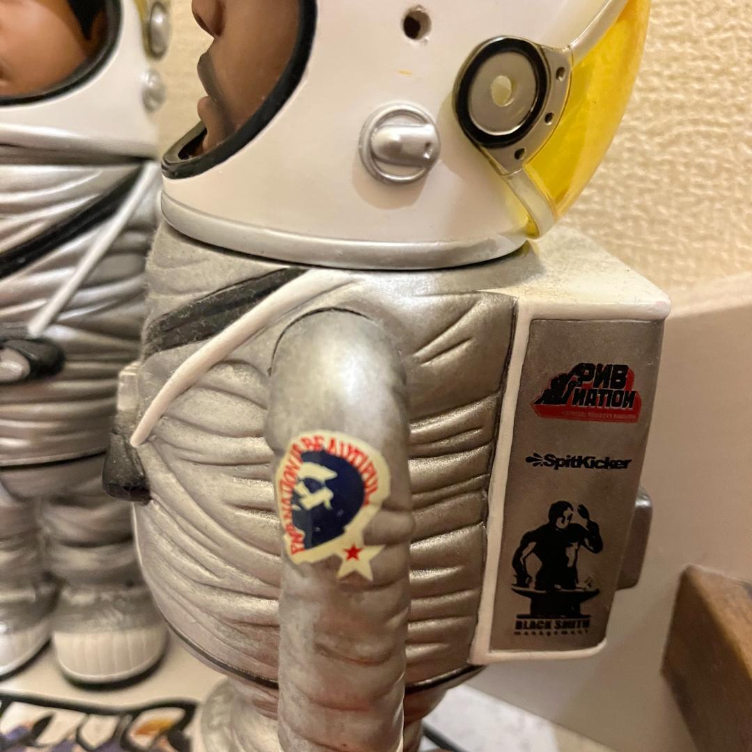 DE LA SOUL 世界650体限定フィギュア