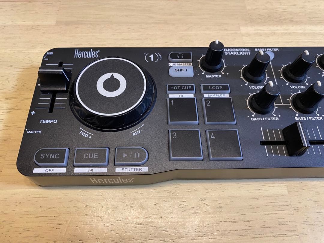 【送料込み】Hercules DJControl Starlight