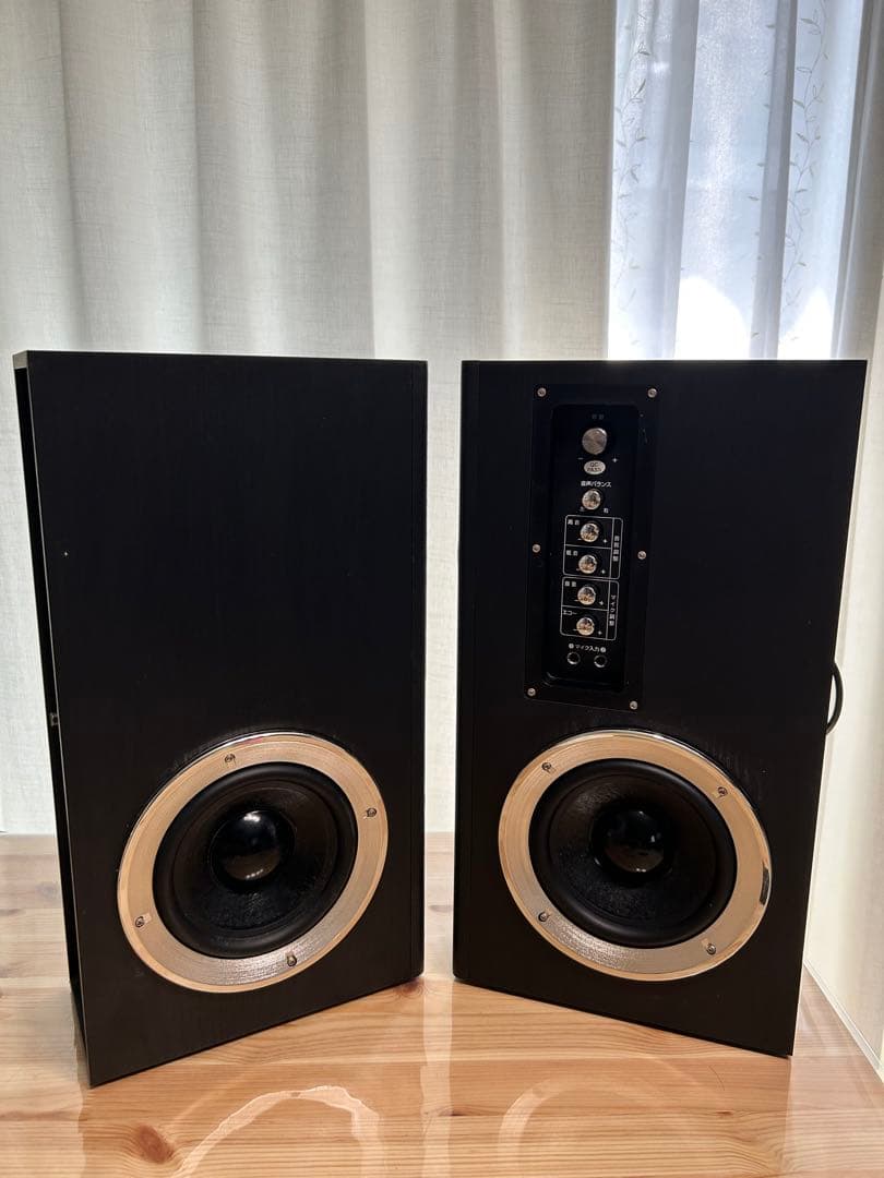 アンプ内蔵　タワースピーカー