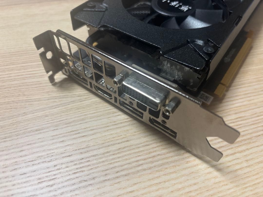 グラフィックボード メーカ「小影霸 」GTX1080 ３連ファン