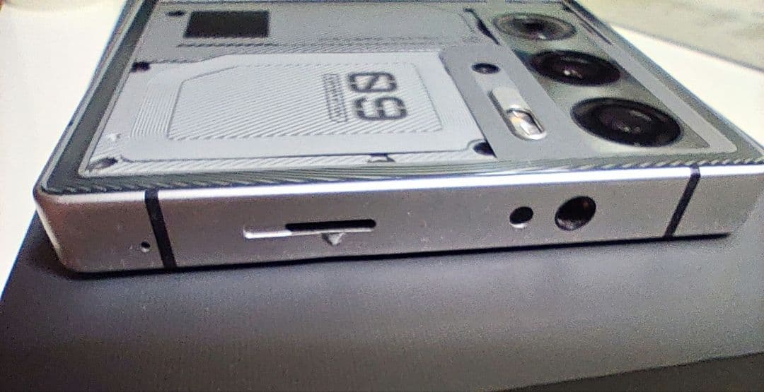 REDMAGIC 9 Pro日本版16GB/512GB fall