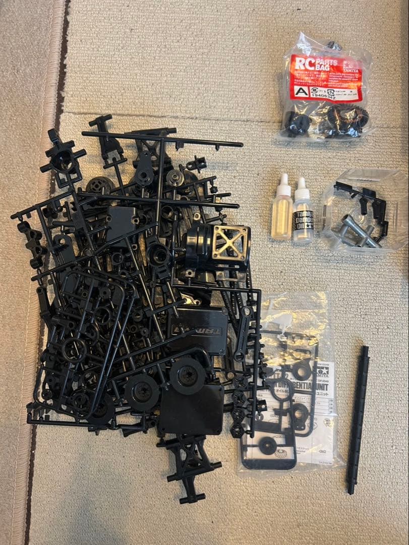 美品　TT-02SRX フルセット モーター充電器付き