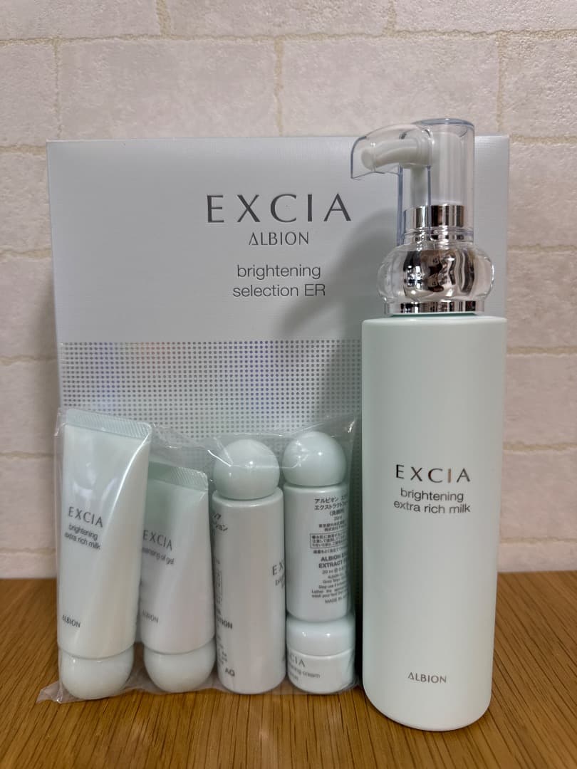 EXCIA brightening extra rich milk 6点セット
