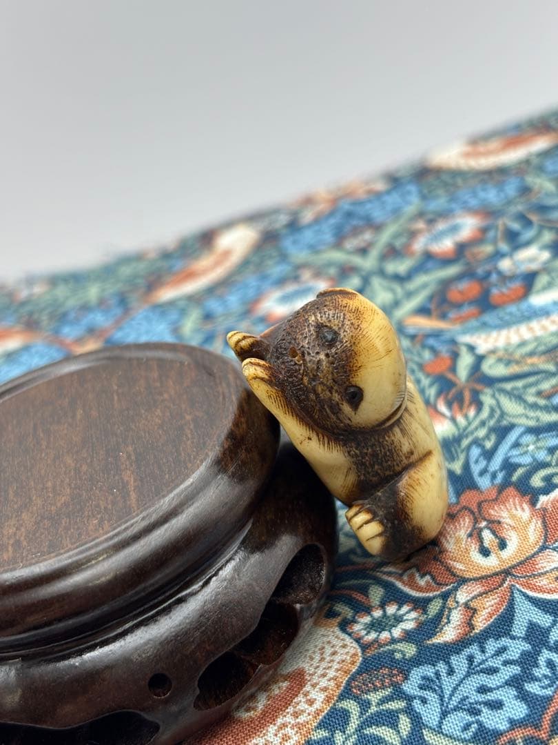 【希少】犬　時代提物 根付 銘有り　アンティーク　印籠