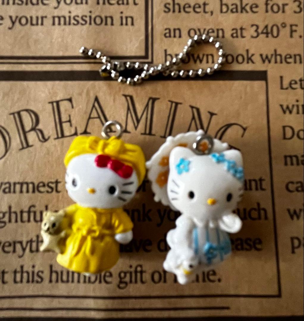 激レア◎キティ◎コレクターズマスコット◎犬とお散歩◎キーホルダー◎2個セット