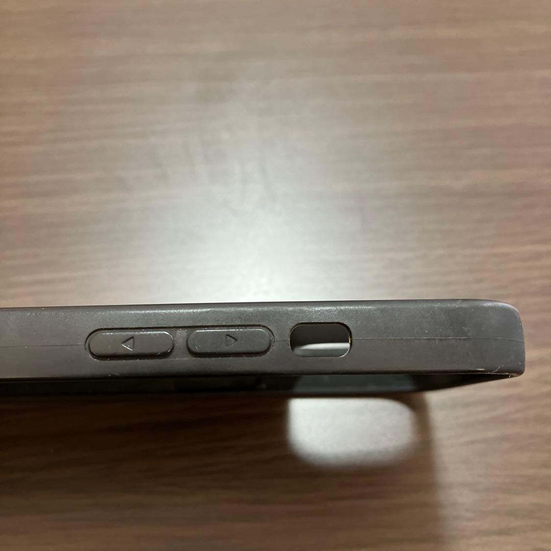 PRADA iPhone13 カバー