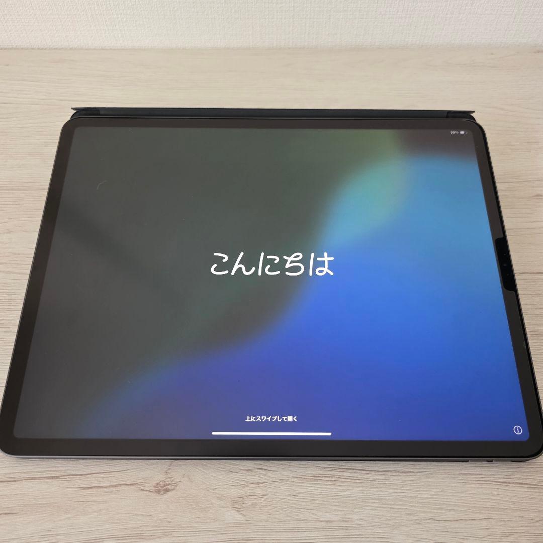 極美品 iPad Pro 12.9インチ 第4世代 純正カバー付き 128GB