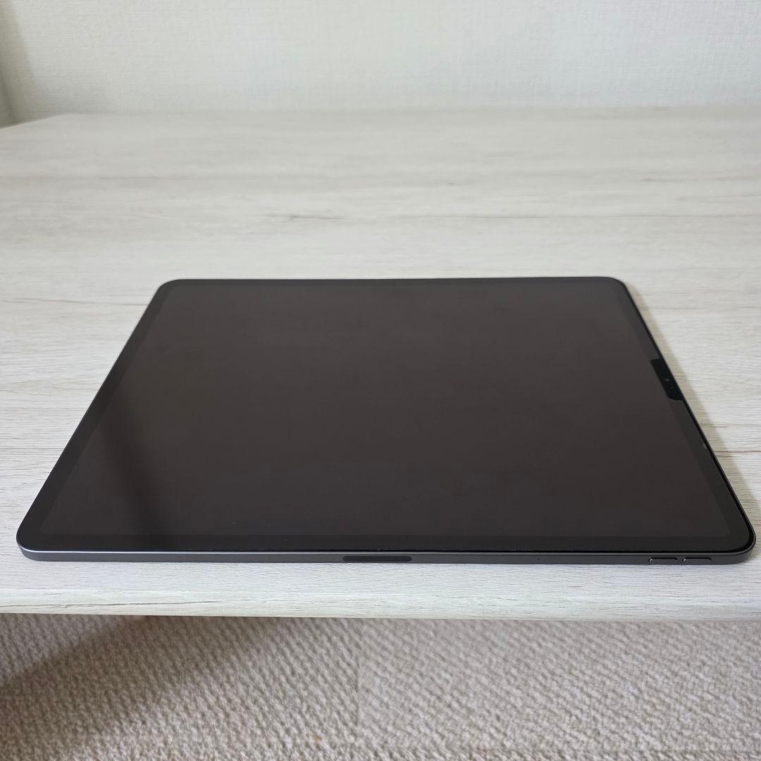 極美品 iPad Pro 12.9インチ 第4世代 純正カバー付き 128GB