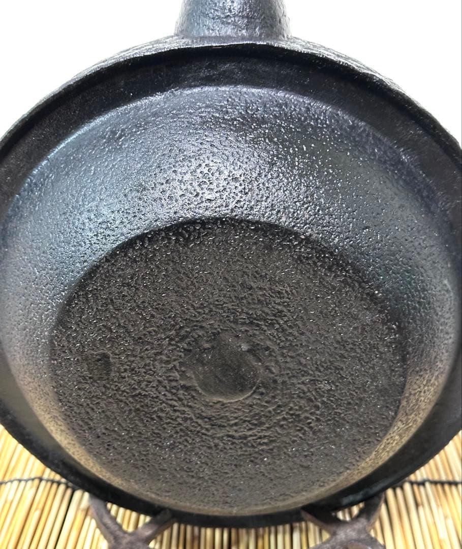 未使用品　南部光栄堂造　２８型　超大型鉄瓶　南部鉄瓶　南部鉄器　調理器具　鉄瓶