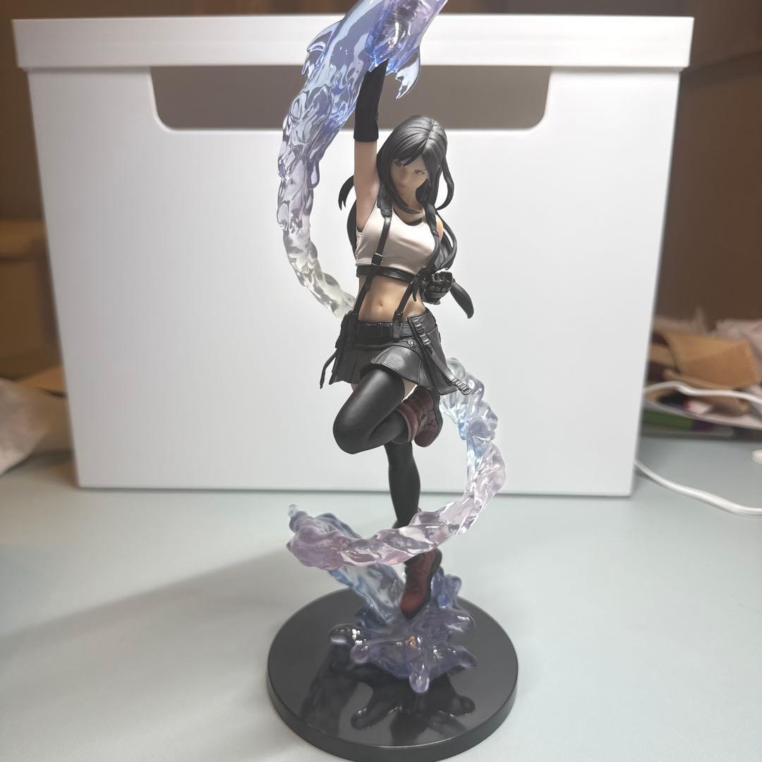 ティファ・ロックハート　フィギュア