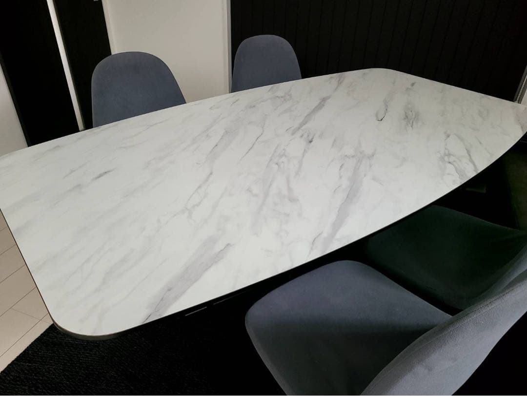 ダイニングテーブル　わーるど