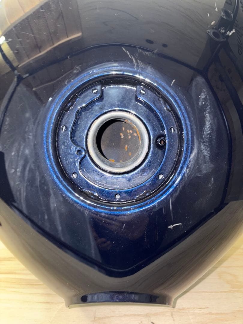 ゼファー750 ガソリン　タンク　燃料タンク