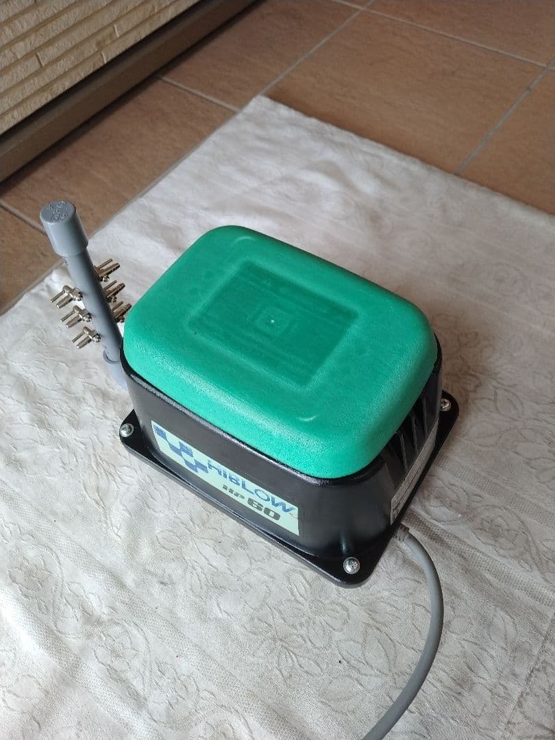 【テクノ高槻（HP-60HT）60L】387　エアポンプ　ブロワー　浄化槽