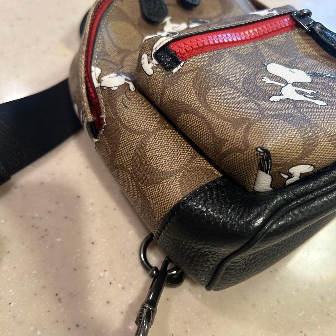 COACH × PEANUTS コーチ スヌーピー コラボ ボディバッグ