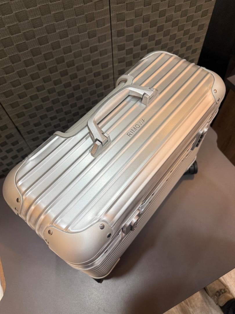【極美品】RIMOWA リモワ PILOT パイロット スーツケース 31L