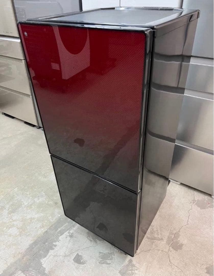 2018年式 110L ユーイング冷蔵庫 UR-FG110J