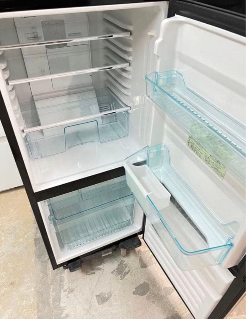 2018年式 110L ユーイング冷蔵庫 UR-FG110J