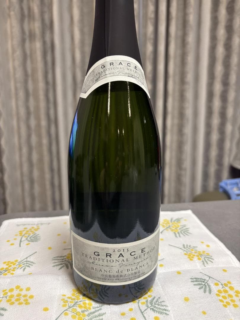 グレイス ブラン・ド・ブラン 2015　瓶内5年熟成