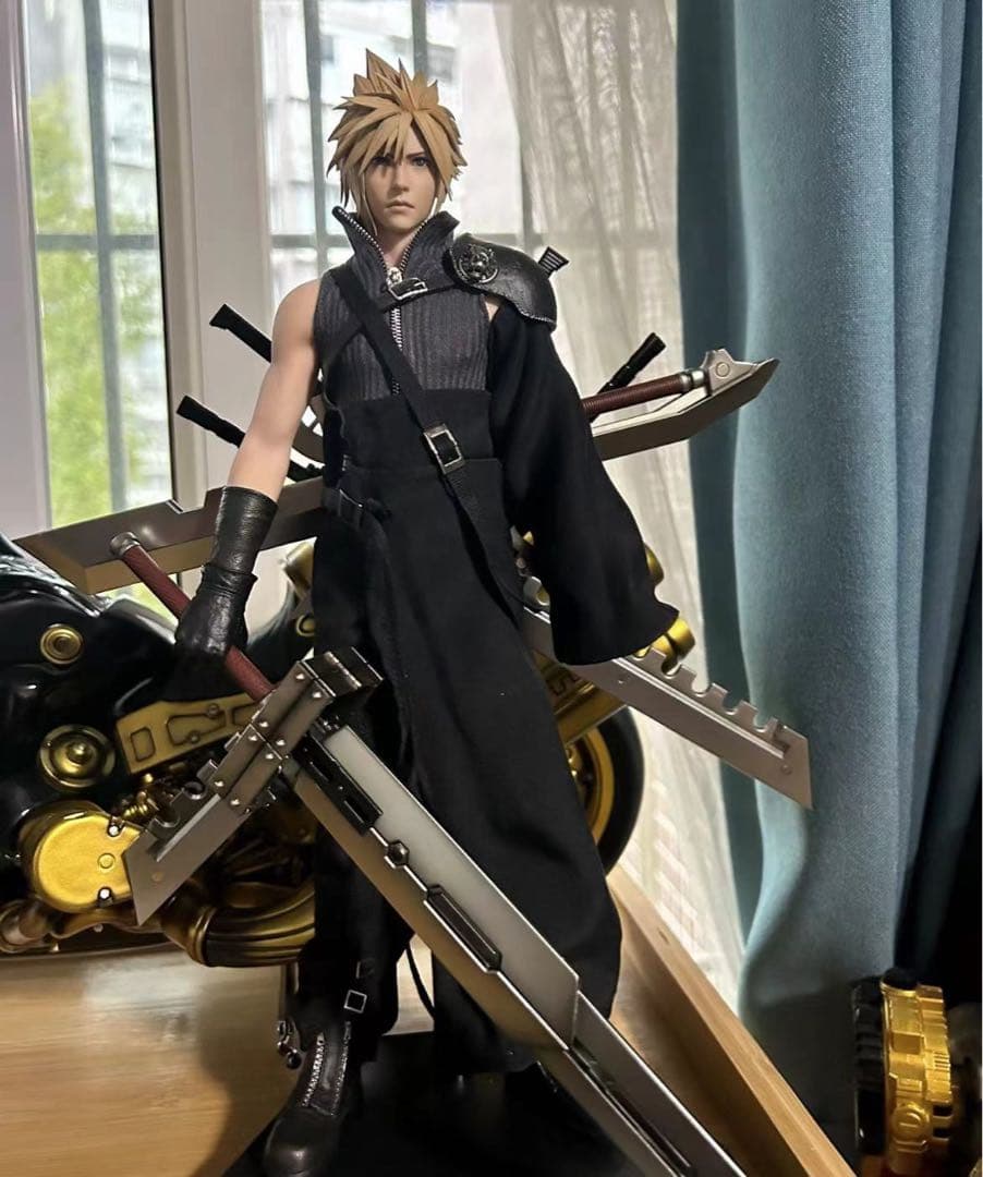 ファイナルファンタジーXVI クラウド AC版   可動フィギュア