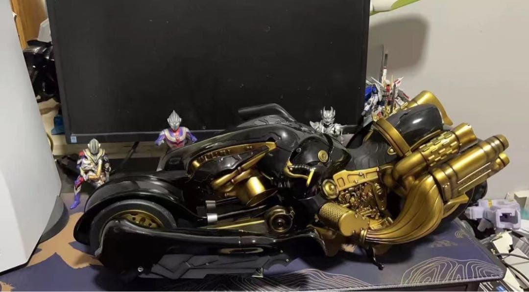 ファイナルファンタジーXVI クラウド AC版   可動フィギュア