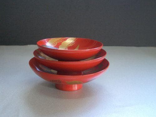 お値下げ！輪島塗 金蒔絵 花鳥 松に鶴紋様 三重盃 朱塗 漆器 盃杯 酒器