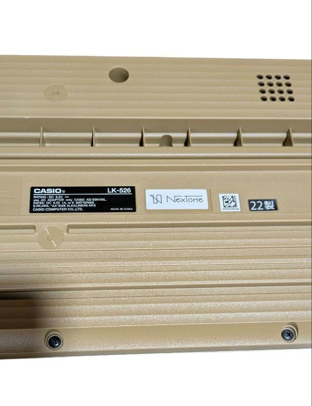 CASIO LK-526 光ナビゲーション付きキーボード 2022年製