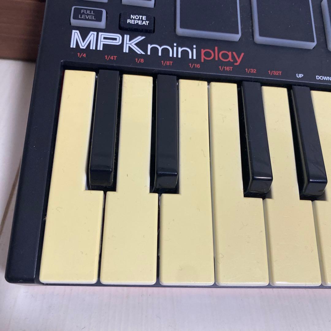 AKAI MPK mini play 箱付　動作品