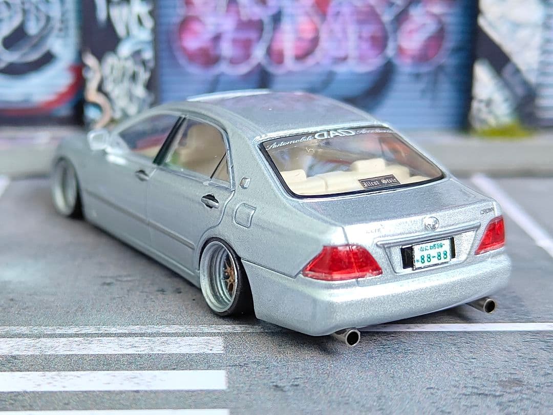 トミカ改造 トヨタ 18クラウン DQN仕様☆深リム ☆ホットウィール