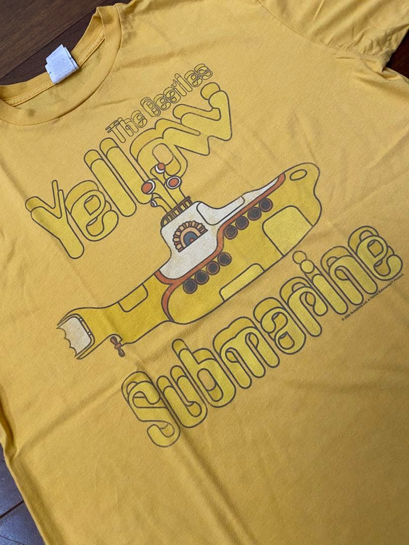 古着Ｔシャツ　アメリカ製:ビートルズイエローサブマリン　コピーライト付き