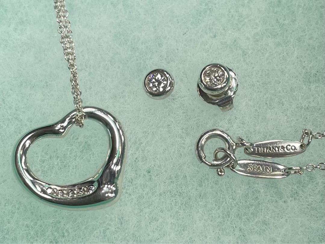 ティファニーエルサペレッティ　ダイヤピアス　5Pダイヤオープンハートネックレス