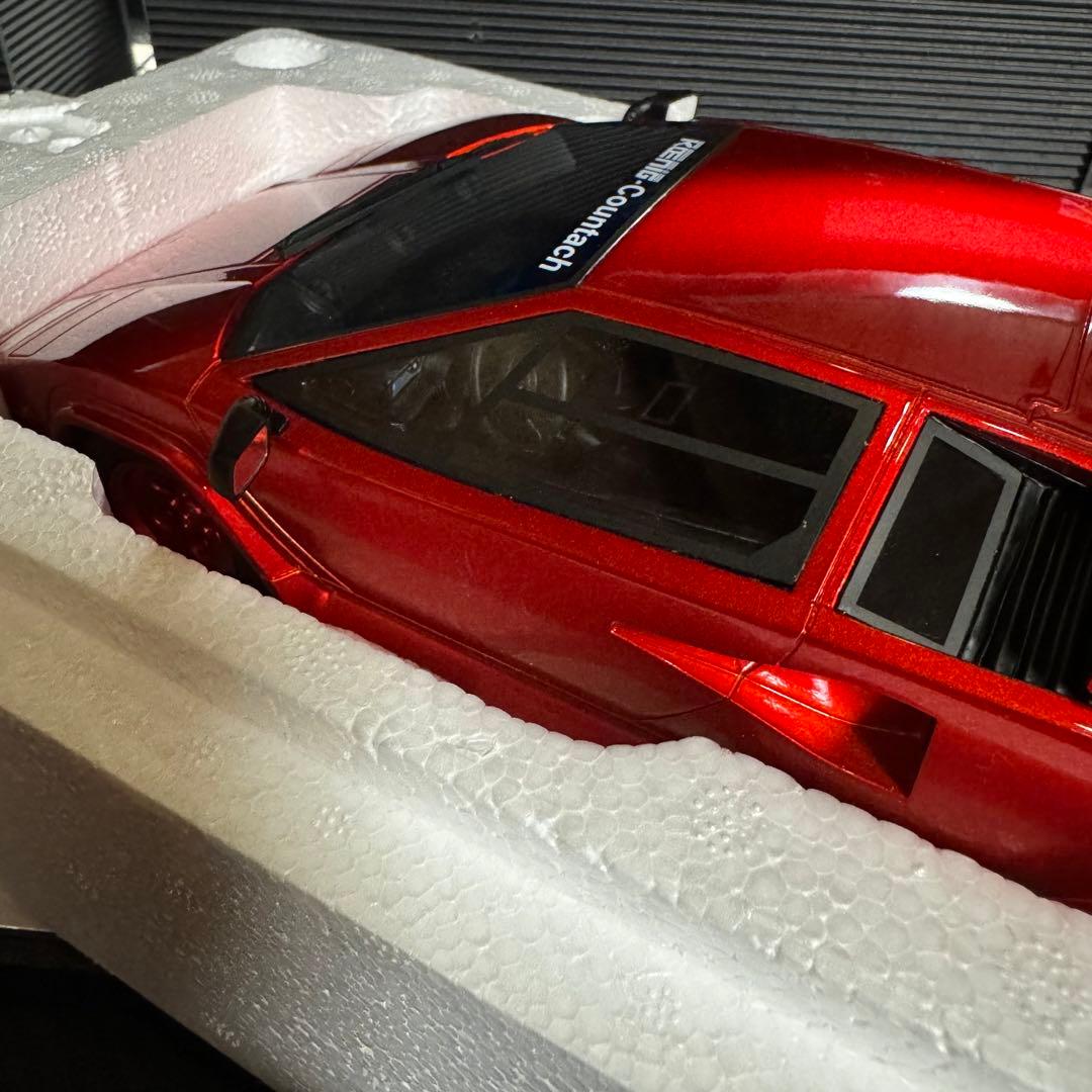 未展示品GTスピリット1/18ケーニッヒスペシャル カウンタックレッドメタリック