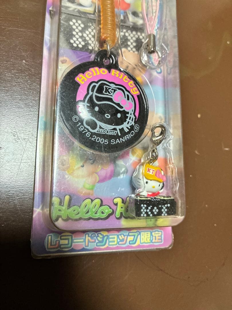 希少 激レア 新品 ご当地 ハローキティ レコードショップ限定 ストラップ