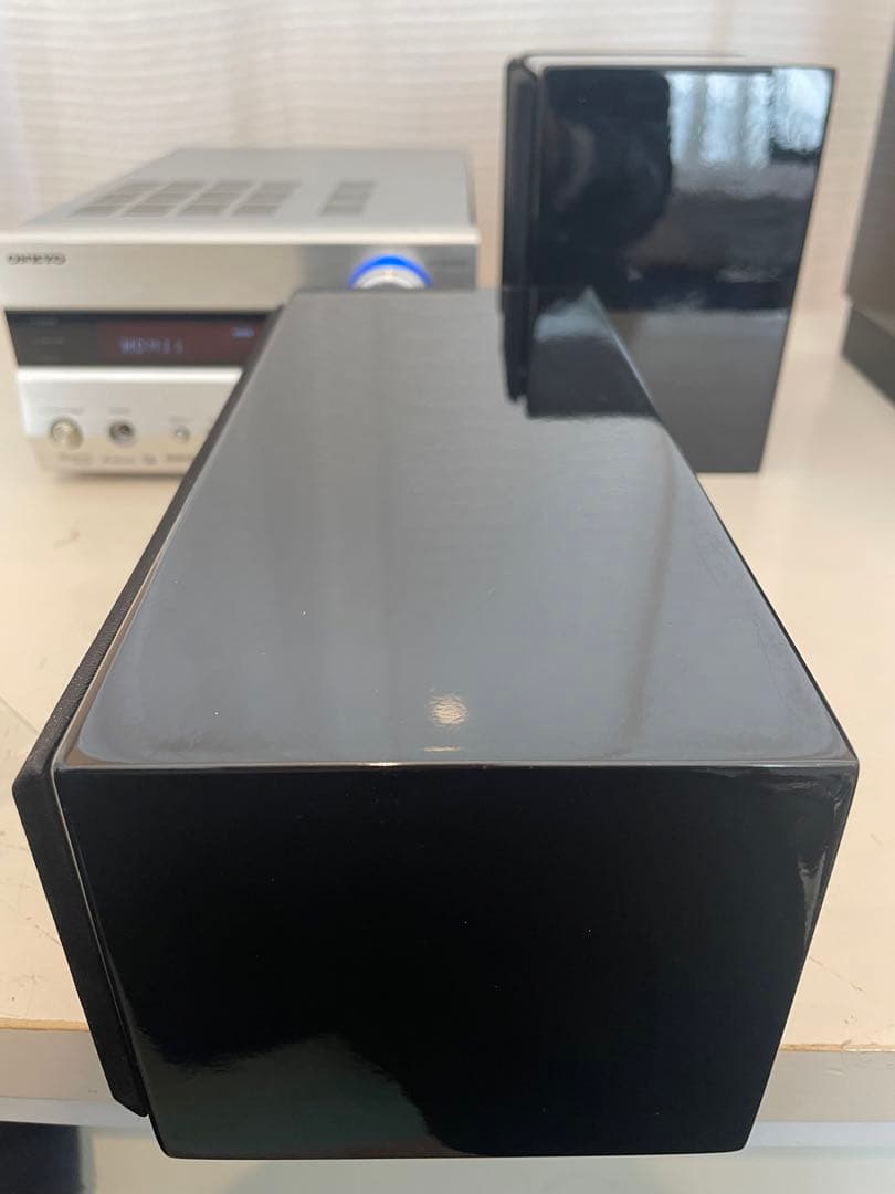 ONKYO製2.1chホームシアターシステムBASE-V30HDX(B)