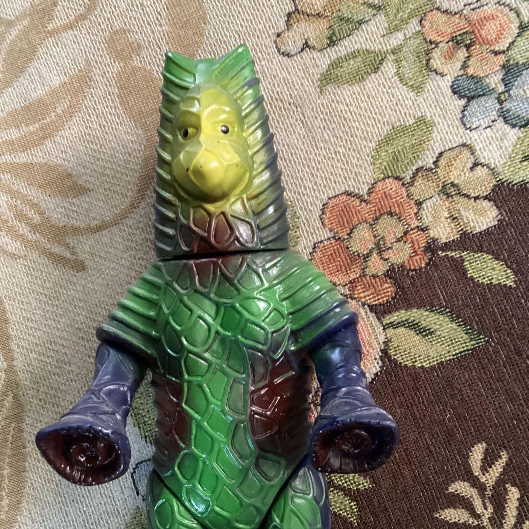 円谷エンタープライズ　マルチ　良品　当時物　現状渡し